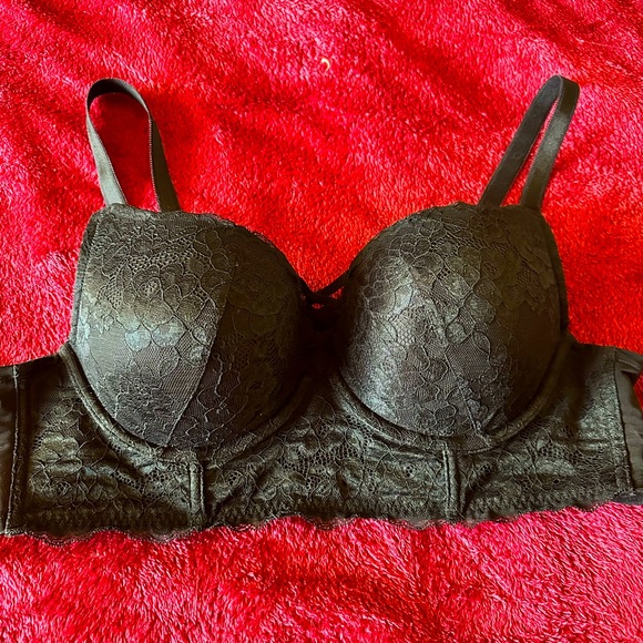 Black lace overlay plunge bra - 42C Torrid - Picture 1 of 1
